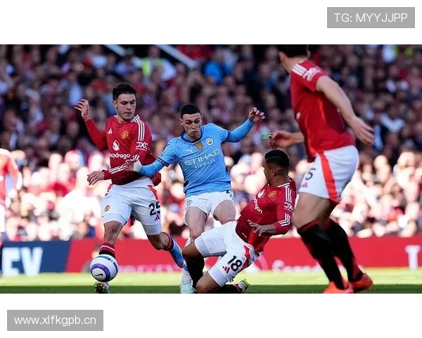 曼联反复重建背后暴露长期战略缺失,球队稳定性面临考验